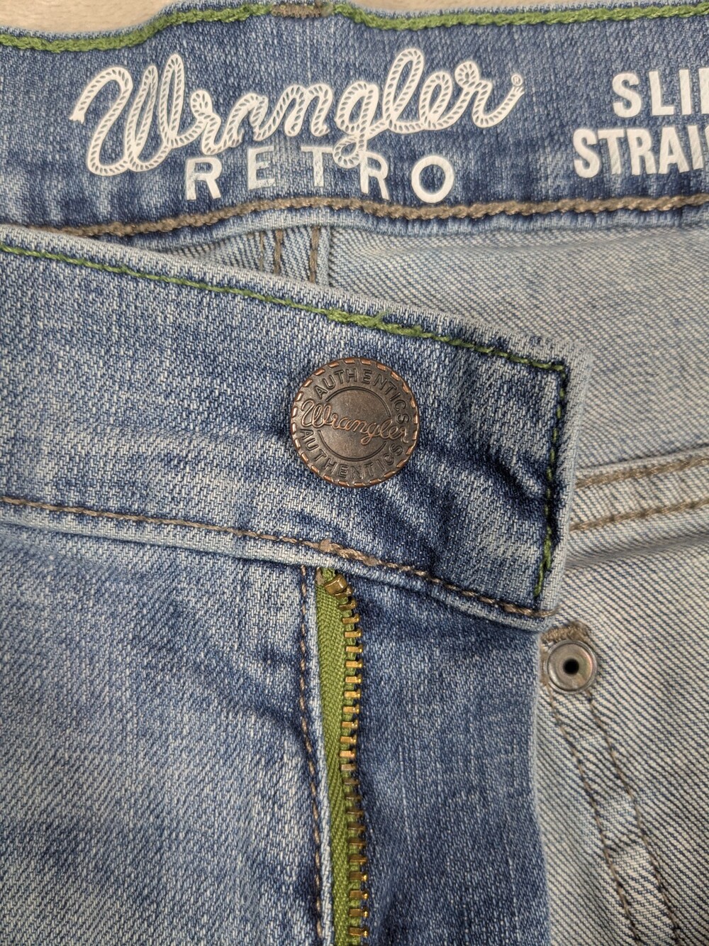 Wrangler Mens Size 30x32 Retro Slim Straight Medium Wash Denim Jeans Western - Picture 11 of 13